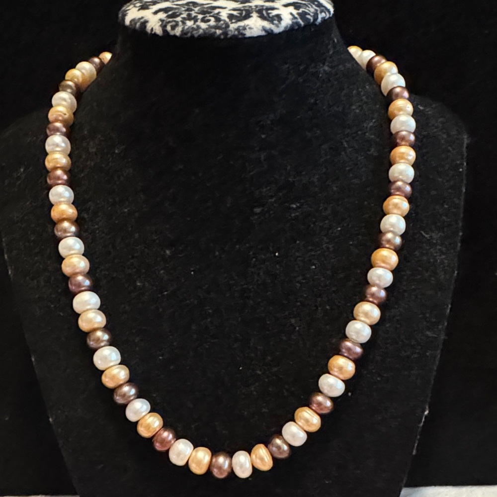 Genuine Pearls with 925 Sterling Silver Clasp Necklace